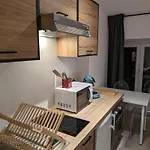Holiday Nice Studio Апартаменты