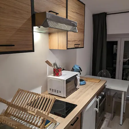 Holiday Nice Studio Apartment