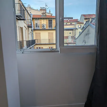 Διαμέρισμα Holiday Nice Studio