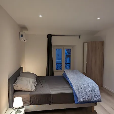 Διαμέρισμα Holiday Nice Studio
