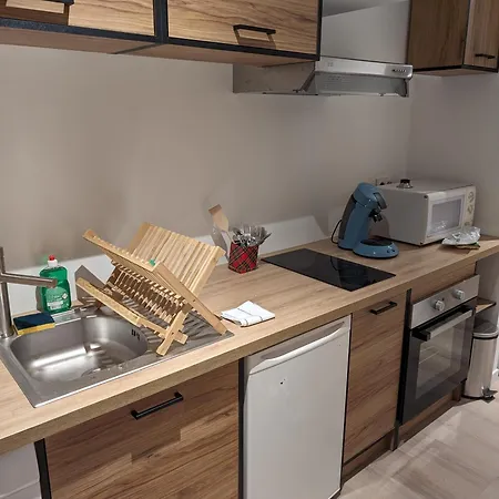 Appartement Holiday Nice Studio *